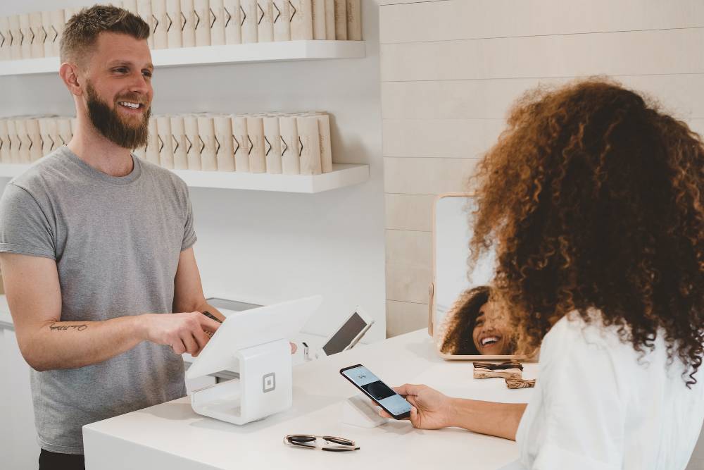 Lavoro da receptionist, cos’è e come funziona